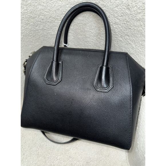 Givenchy Small Antigona Leather Satchel - Excellent Condition - Picture 3 of 7